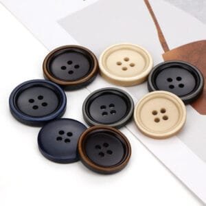 Boutons à coudre en résine à 4 trous