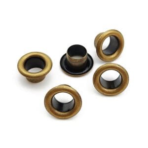 Botão de ilhós de bronze antigo